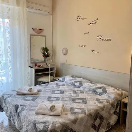 In Guest - New Cirene Quadruple And Single * Ρίμινι